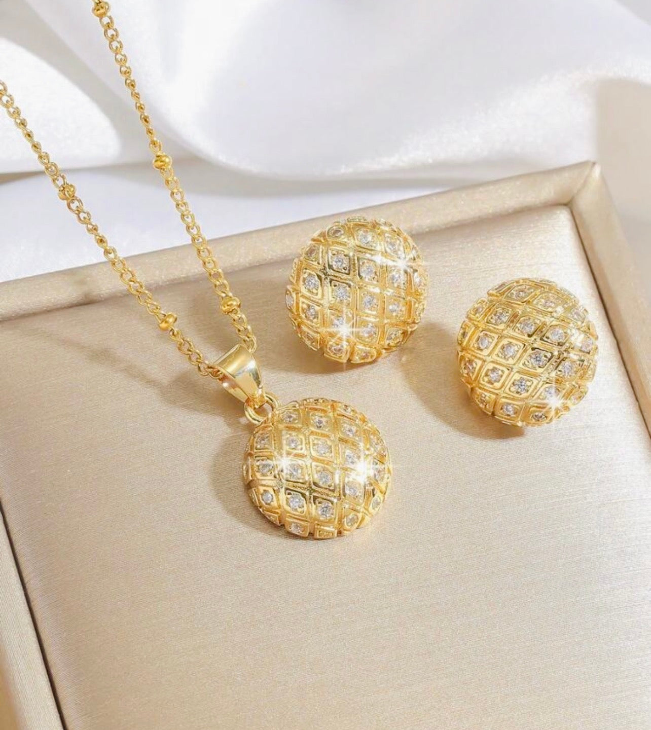 Gold Crystal Jewelry Set