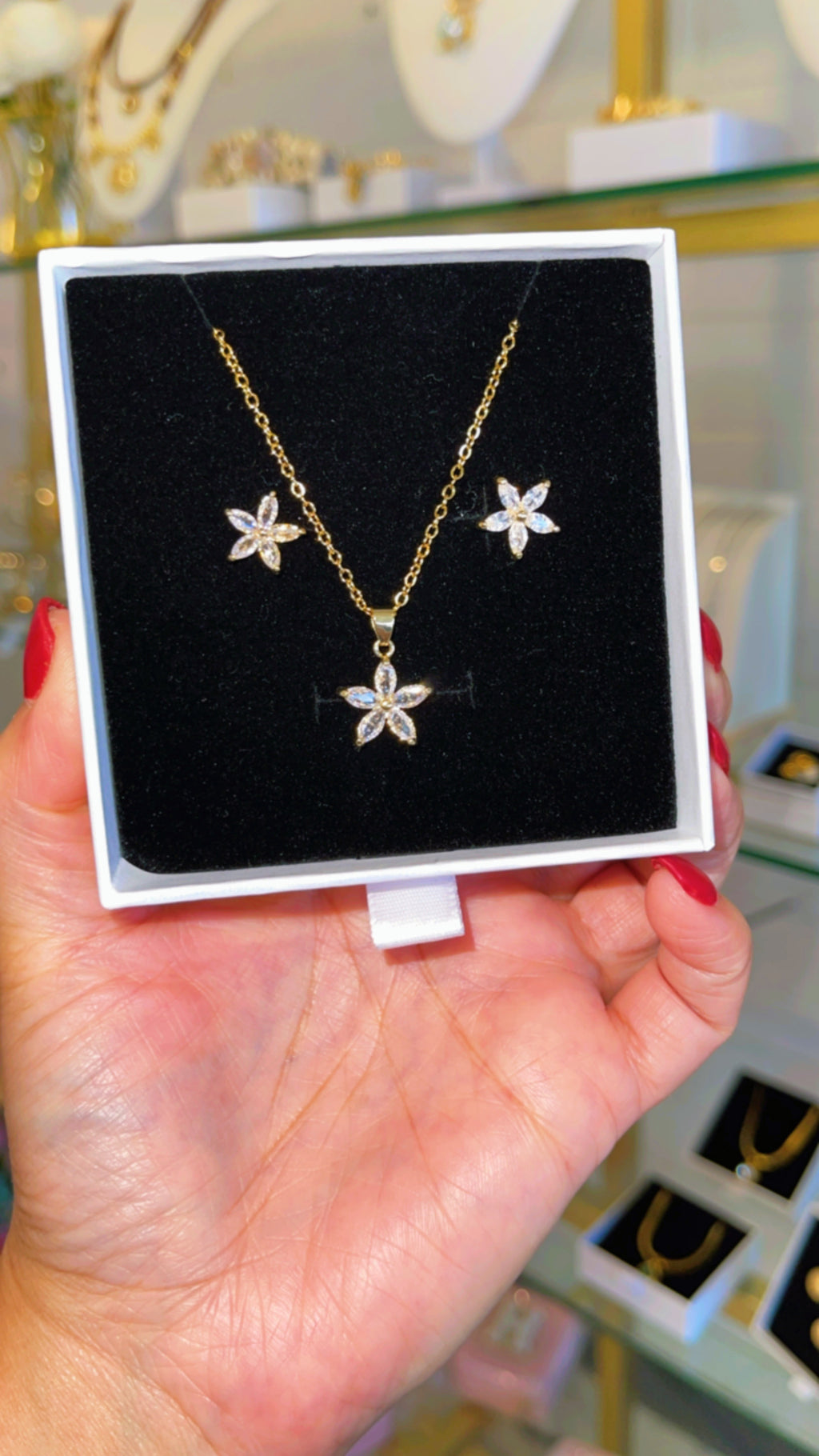 Amara Star Flower Set