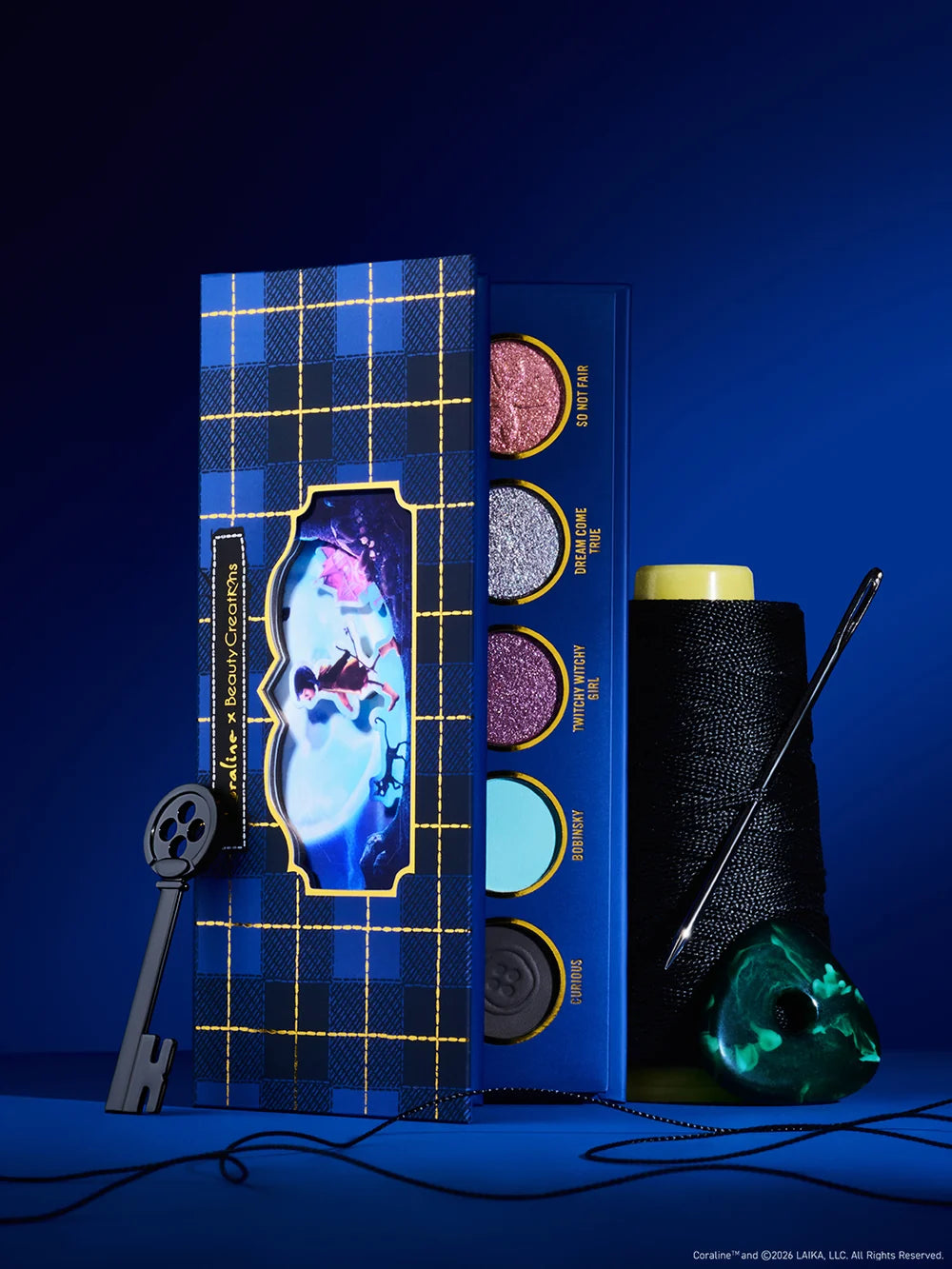 BEAUTY CREATIONS X CORALINE "BEYOND THE DOOR" 10 COLOR PALETTE