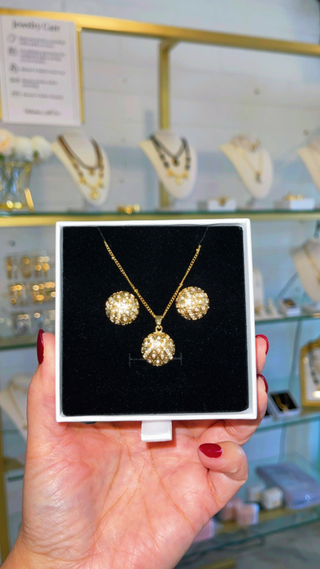 Gold Crystal Jewelry Set