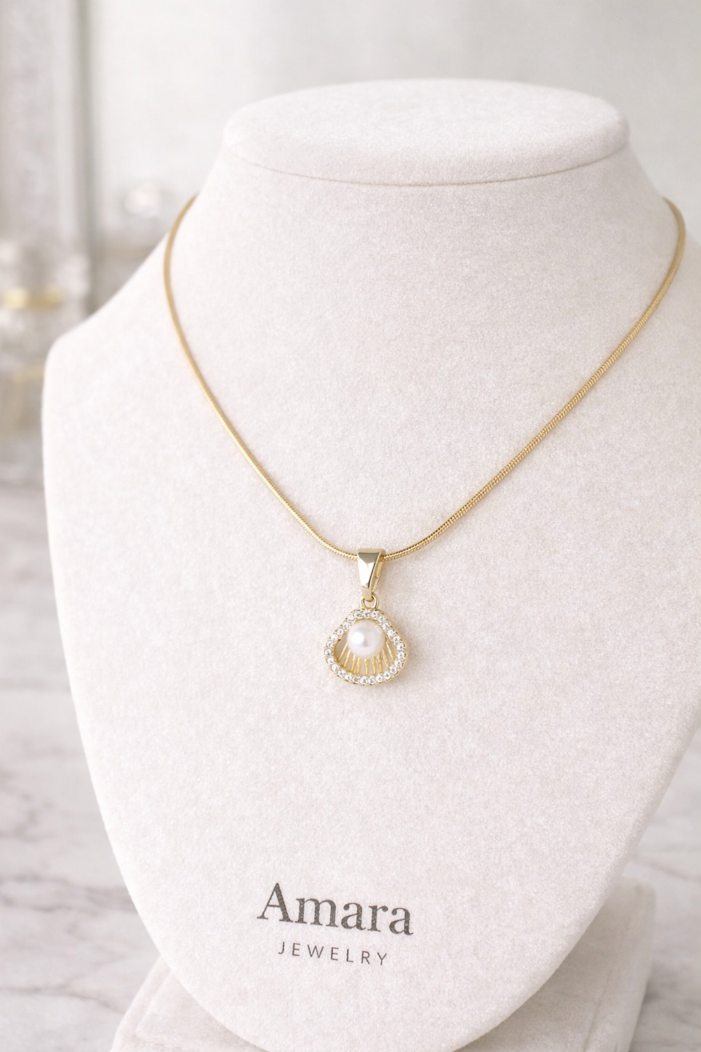 Ocean Glow Shell Necklace