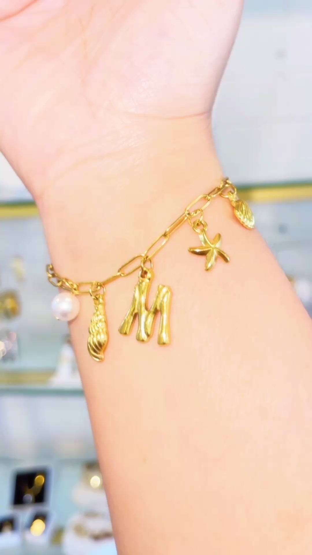 Shell Initial Bracelet